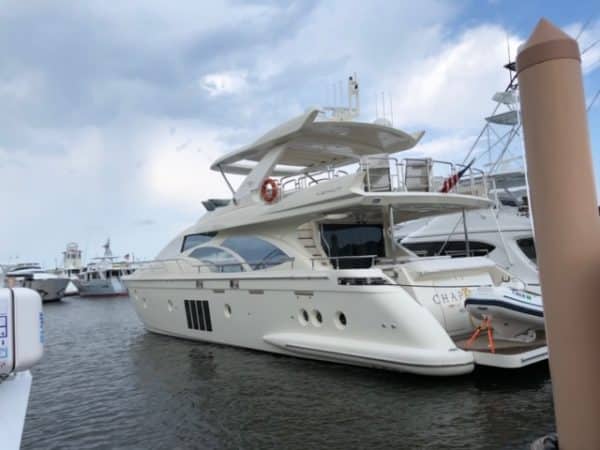 78' Azimut docked