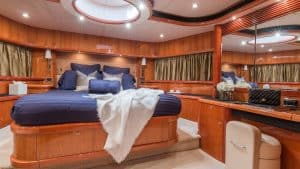 82' Sunseeker bedroom 5