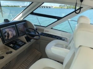 58’ Sea Ray Sundancer “Sea Barbie” Control Console