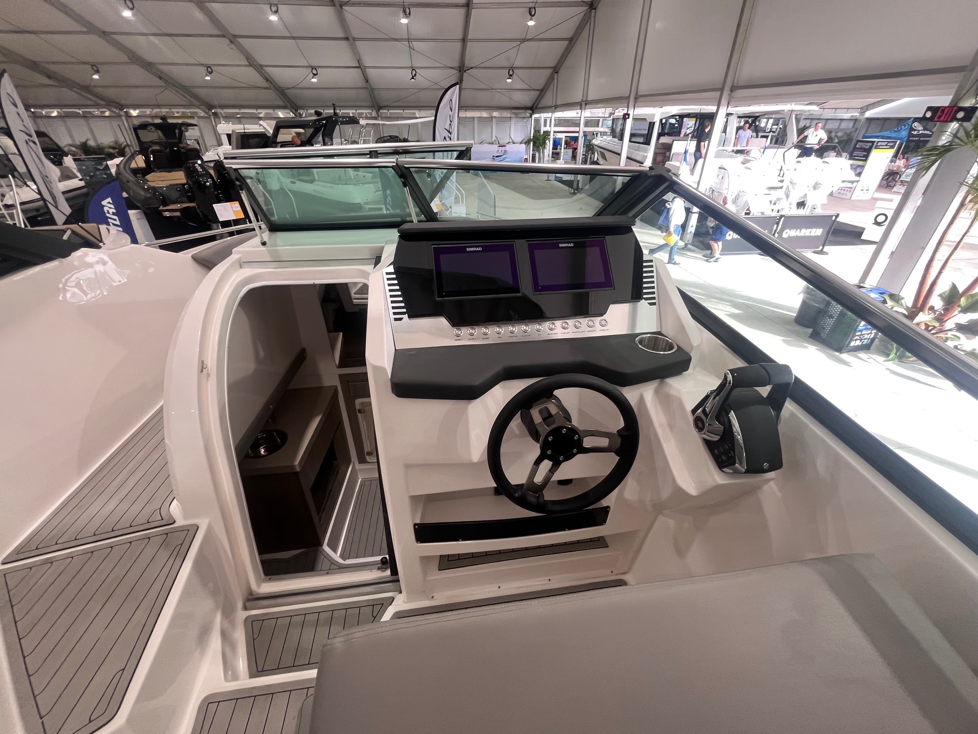 ventura_v300_crossover_8269 (1)